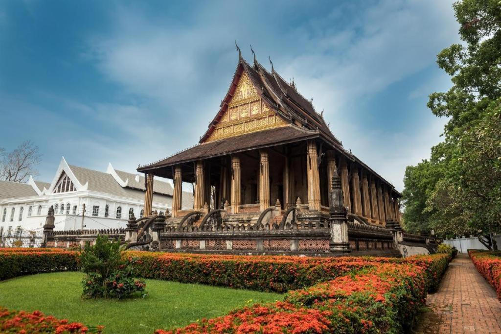 San Jiang Grand Hotel Vientiane Exterior foto