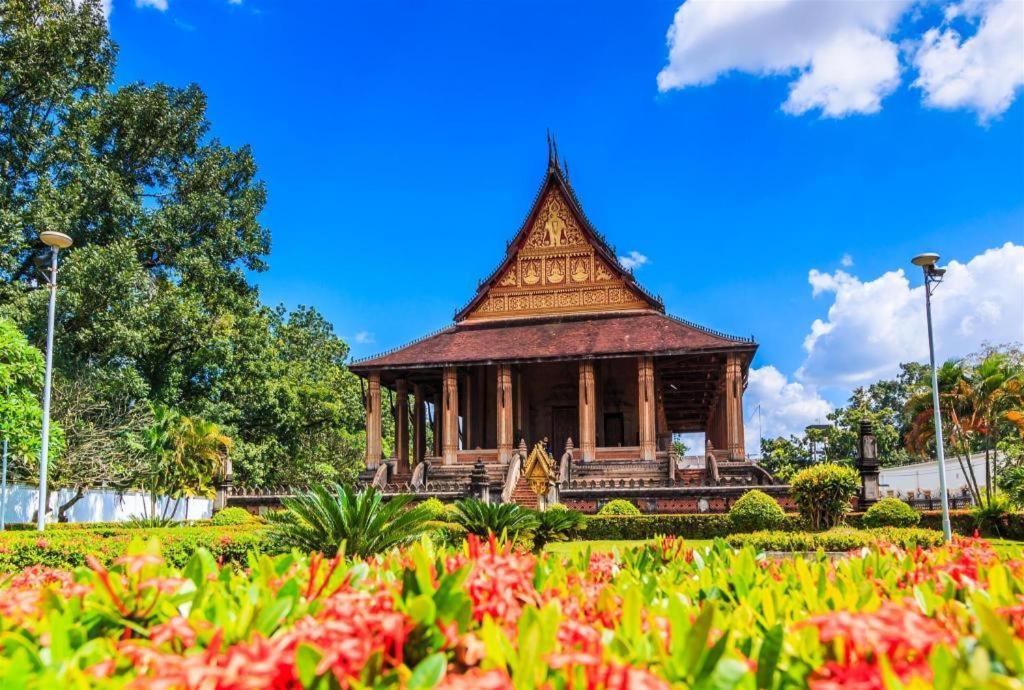 San Jiang Grand Hotel Vientiane Exterior foto