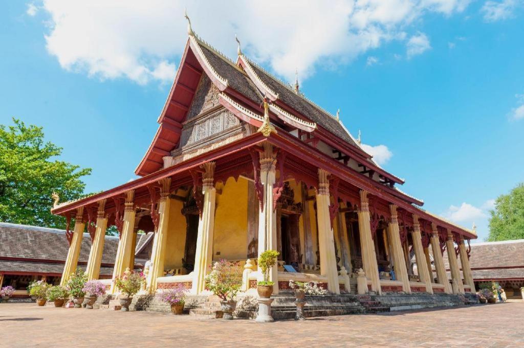 San Jiang Grand Hotel Vientiane Exterior foto