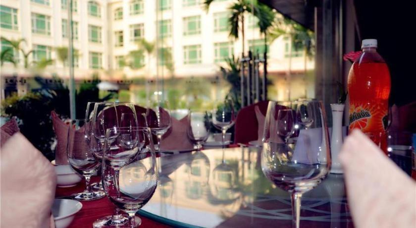 San Jiang Grand Hotel Vientiane Exterior foto
